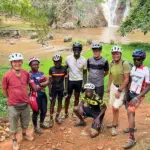 Life Cyclers on Tour am Wasserfall