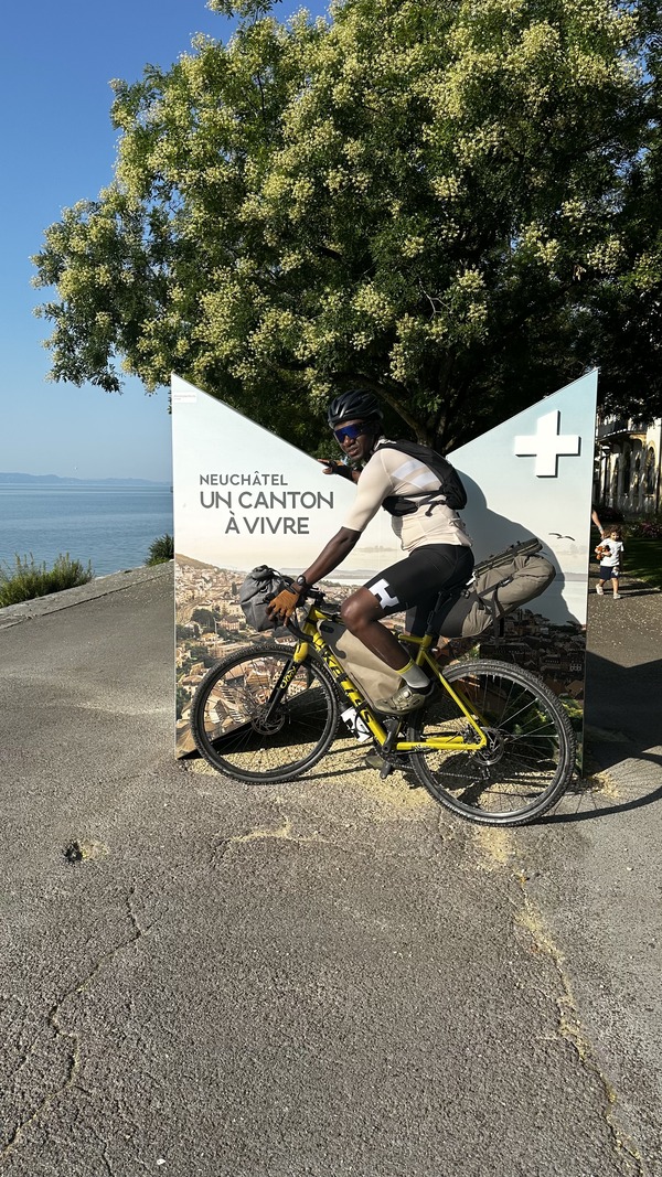 Life Cyclers Uganda Spenden-Velotour Neuchatel